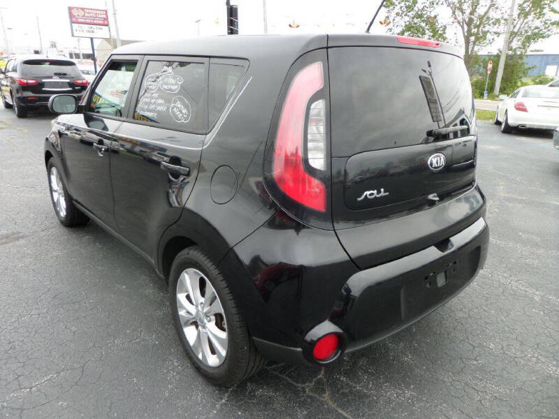 2016 Kia Soul +