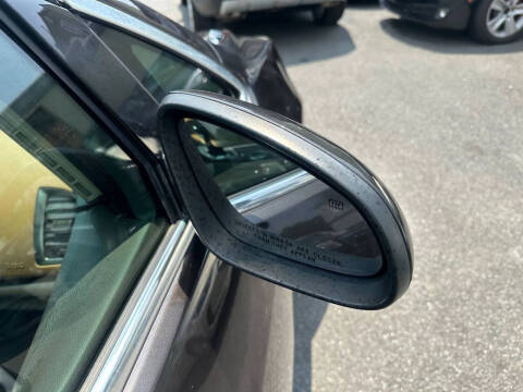 2012 Buick Verano Leather Group