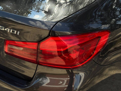 2019 BMW 5 Series 540i