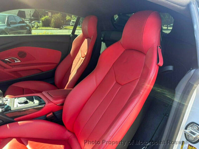 2023 Audi R8 5.2 V10 performance