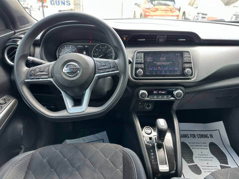 2019 Nissan Kicks SV