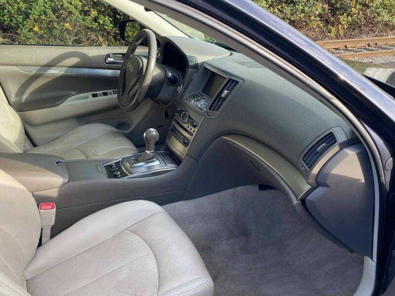 2012 Infiniti G37 Sedan x