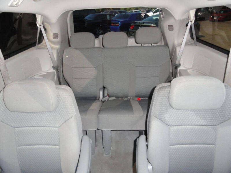 2010 Dodge Grand Caravan Hero photo 14