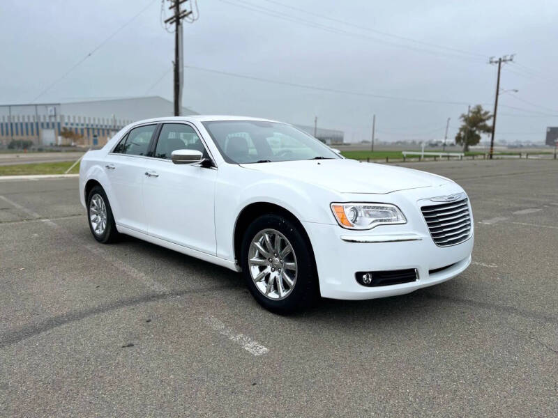 2012 Chrysler 300 Limited