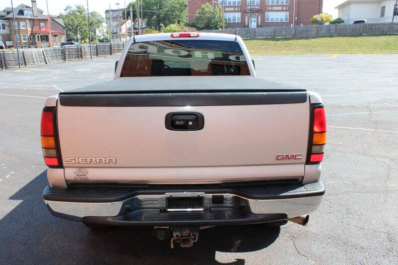 2006 GMC Sierra 2500HD