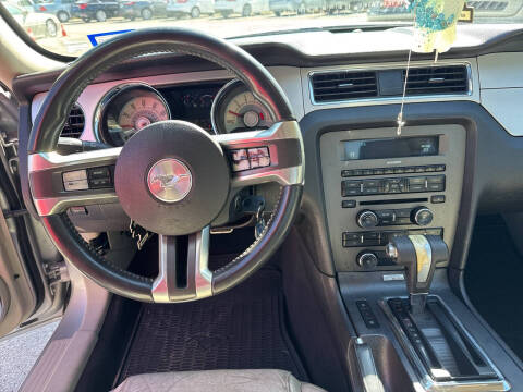 2010 Ford Mustang V6