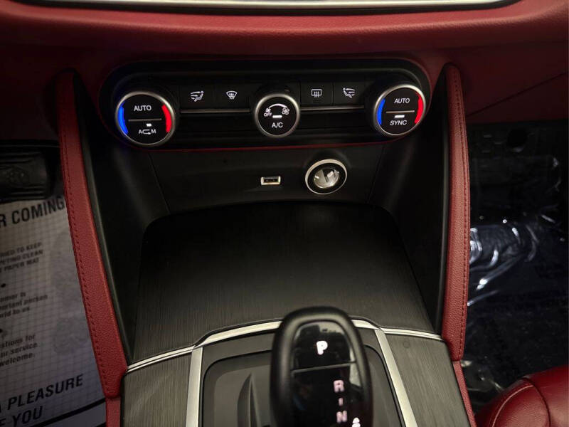 2019 Alfa Romeo Stelvio