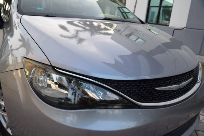 2017 Chrysler Pacifica Touring