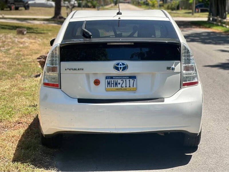 2011 Toyota Prius Five