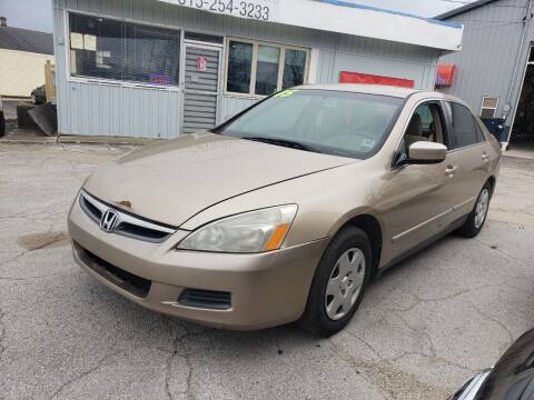 2005 Honda Accord for sale at D-OLEO AUTO SALES in Wilmington IL