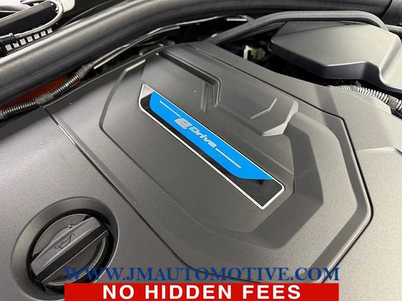 2023 BMW 3 Series 330e xDrive