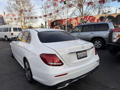 2019 Mercedes-Benz E-Class E 300