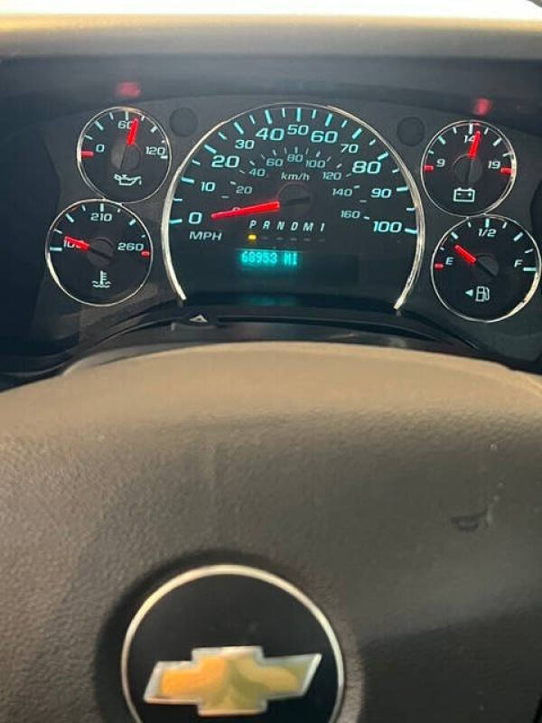 2023 Chevrolet Express 2500