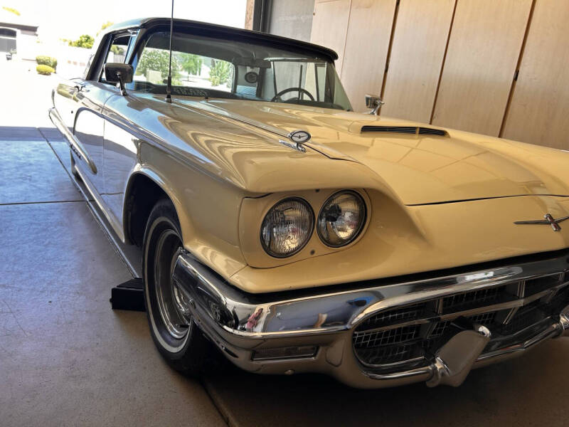 1960 Ford Thunderbird