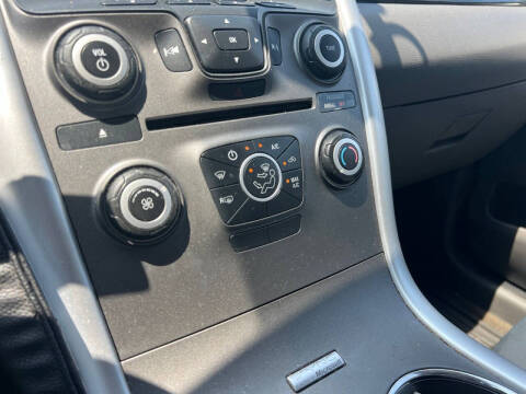 2014 Ford Edge SE