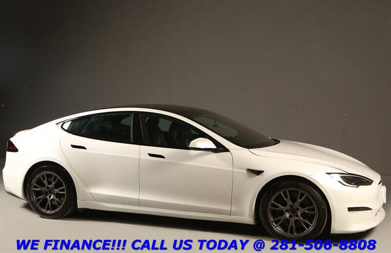 2022 Tesla Model S Plaid