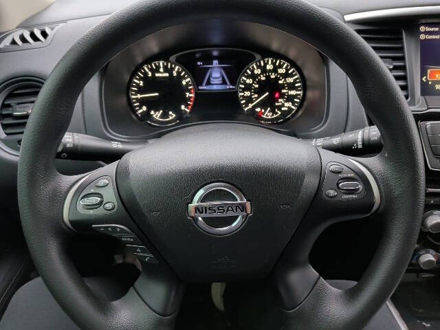 2020 Nissan Pathfinder S