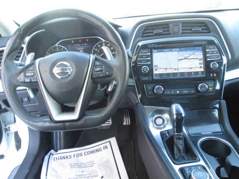 2017 Nissan Maxima 3.5 SR