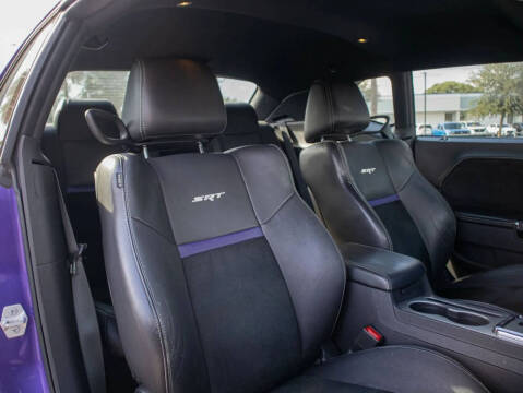2014 Dodge Challenger SRT8