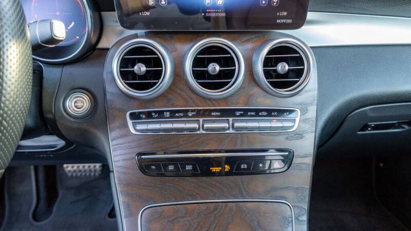 2020 Mercedes-Benz GLC GLC 300