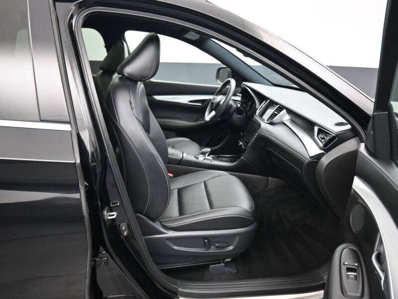 2020 Infiniti QX50 Essential