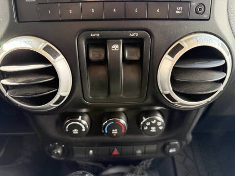 2011 Jeep Wrangler Sahara