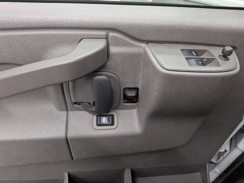 2021 GMC Savana 2500