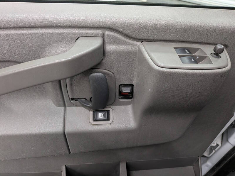 2021 GMC Savana 2500