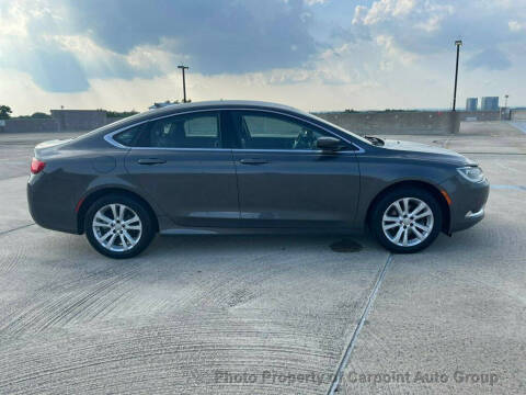 2017 Chrysler 200