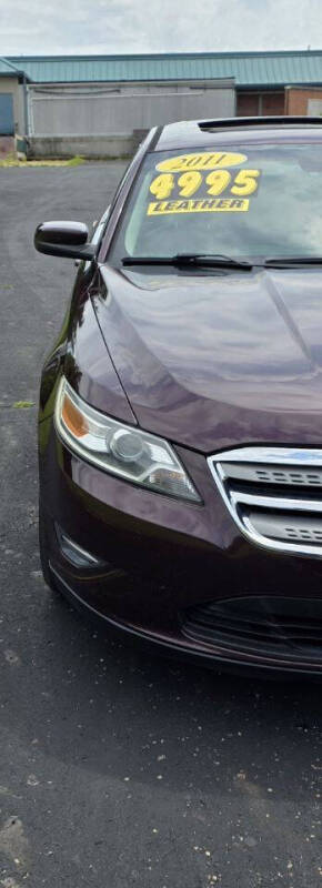 2011 Ford Taurus SEL