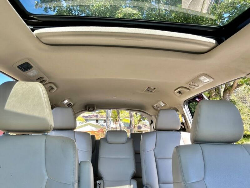 2014 Honda Odyssey  - $15,995