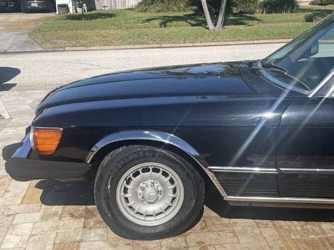 1985 Mercedes-Benz 380-Class 380 SL