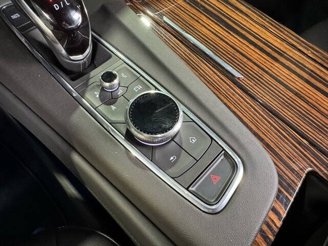 2024 Cadillac Escalade ESV Luxury