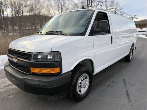 2025 Chevrolet Express 2500