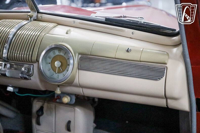 1947 Ford Deluxe