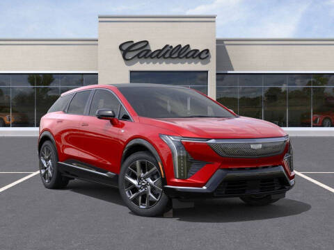 2025 Cadillac OPTIQ Luxury 2