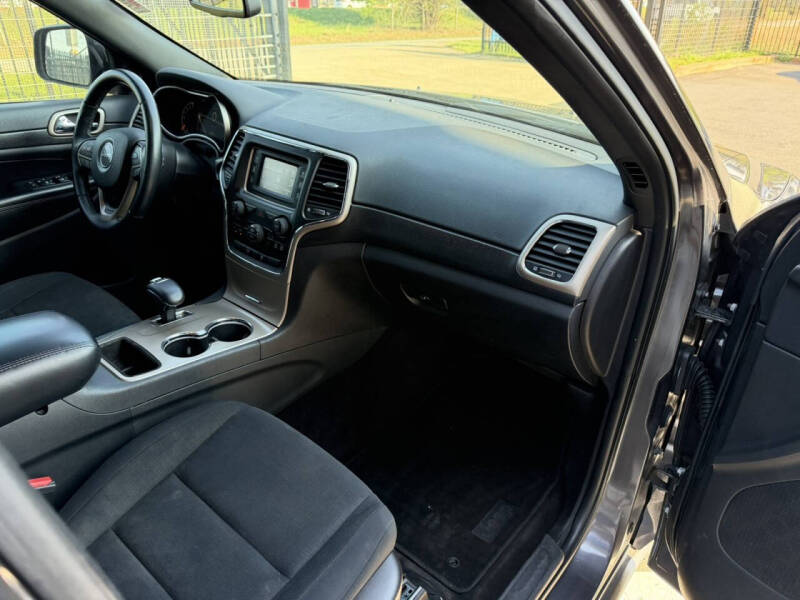 2015 Jeep Grand Cherokee Laredo