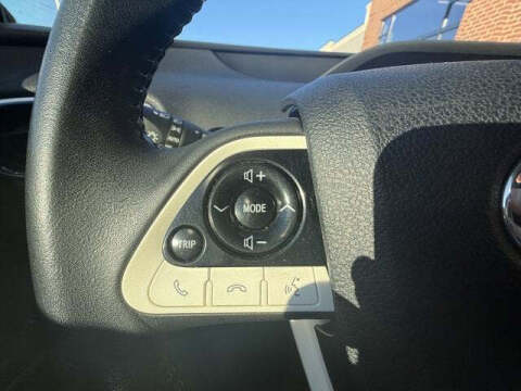 2016 Toyota Prius Three Touring