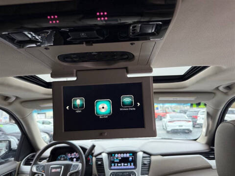 2017 GMC Yukon XL SLT