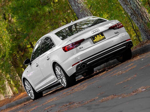 2018 Audi A4 2.0T quattro Prestige