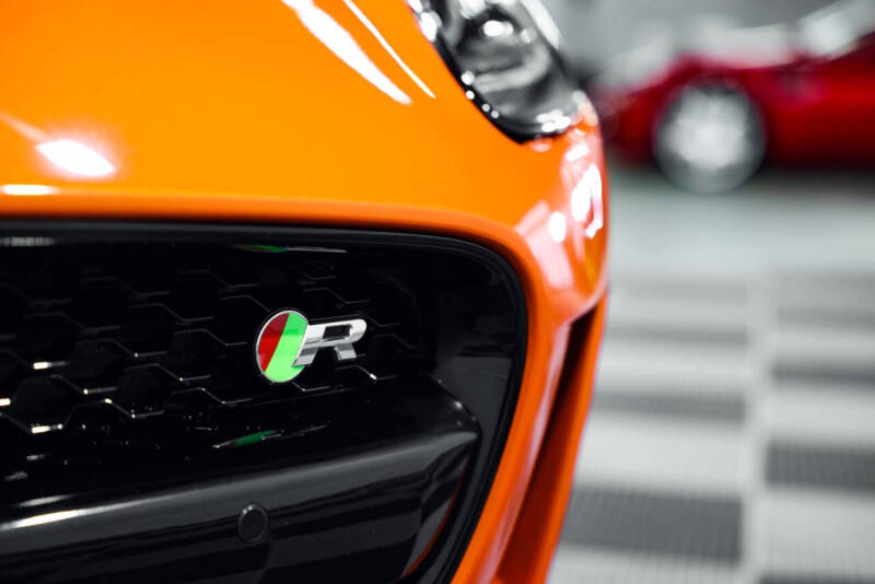 2015 Jaguar F-TYPE R