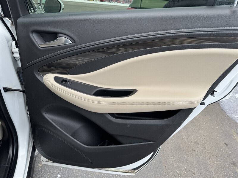 2019 Buick Envision Essence