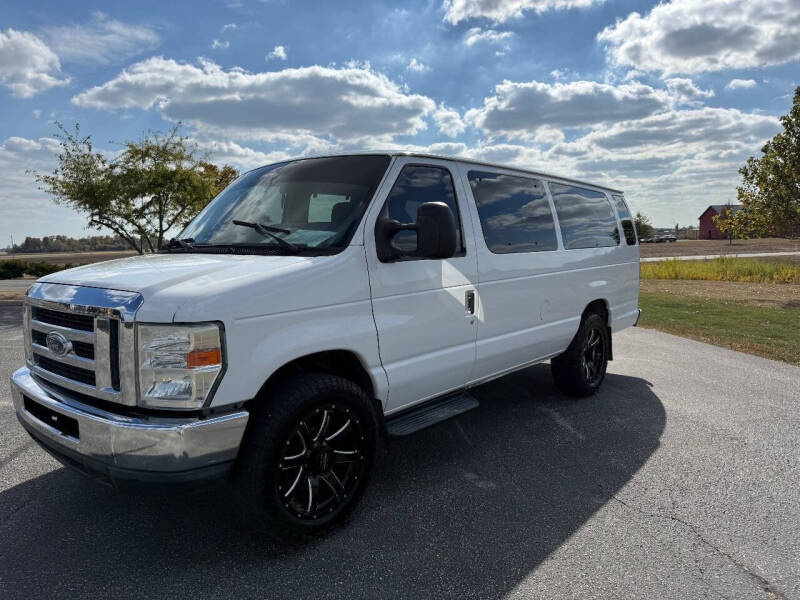2010 Ford E-Series E-350 SD