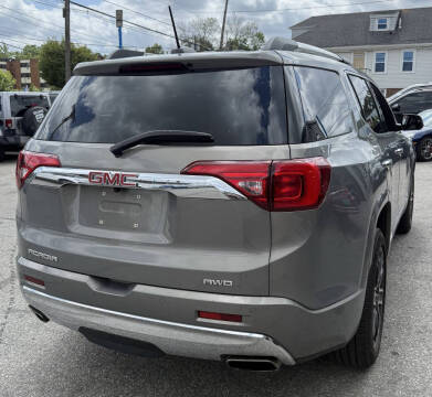 2019 GMC Acadia Denali