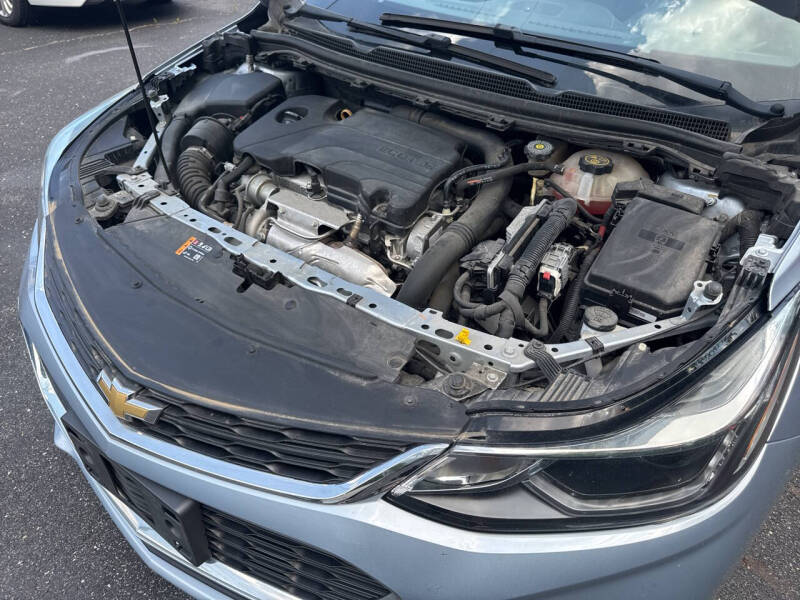 2018 Chevrolet Cruze LT Auto