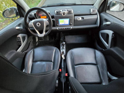 2009 Smart fortwo for sale at CLEAR CHOICE AUTOMOTIVE in Milwaukie OR