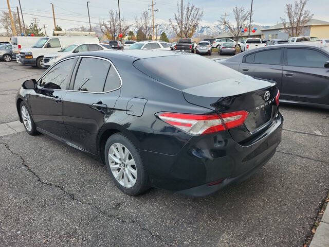 2018 Toyota Camry LE