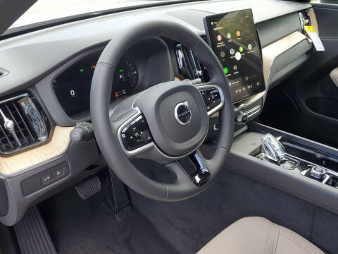 2026 Volvo XC60 T8 Core