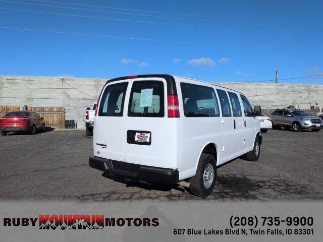 2016 Chevrolet Express 2500