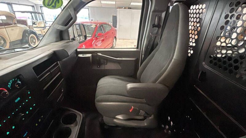 2020 GMC Savana 2500